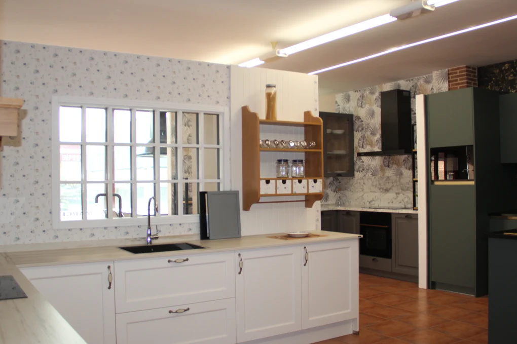Fábrica e instalación muebles de cocina y electrodomésticos. Cocinas de diseño, clásicas, rústicas, modernas, funcionales. Muebles de cocinas de calidad para toda España