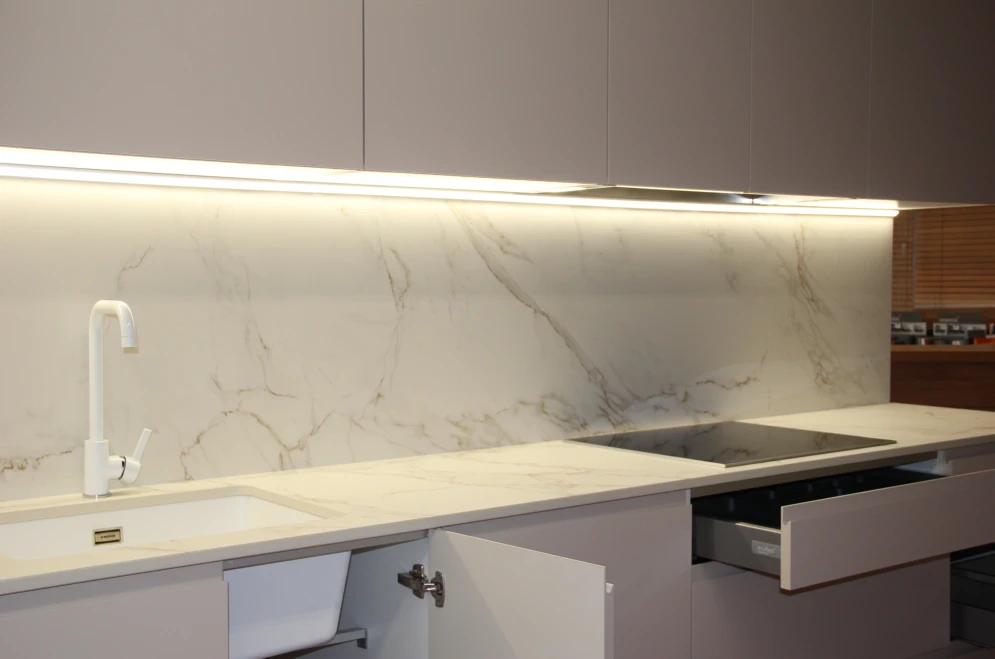 Fábrica e instalación muebles de cocina y electrodomésticos, muebles de cocinas de calidad para toda España